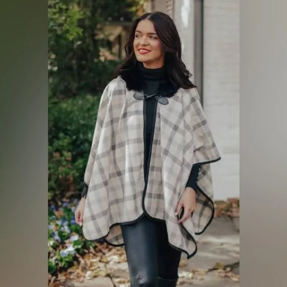 Max Studio Gray and Black Checkered Poncho Cape Shawl One Size - Picture 8 of 10